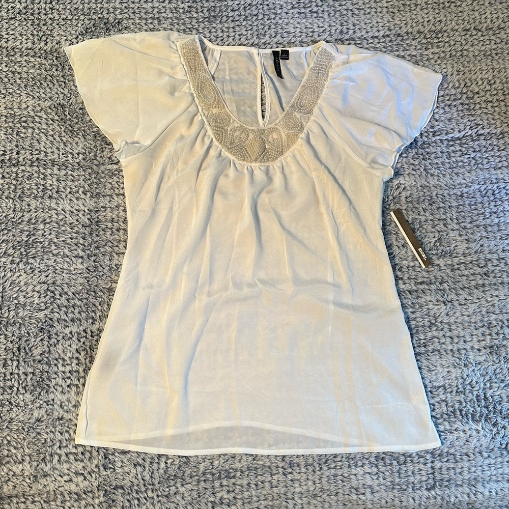 🆕 NWT Sioni White Pearl Beaded Blouse